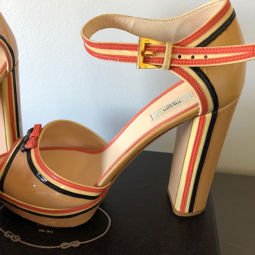 Prada heels! - Picture 6 of 8